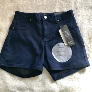 NWT 1822 dark blue denim shorts